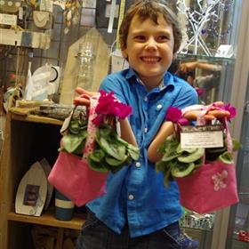 fwthumbhayle - flowers - floristry - sympathy - cornwall - gifts - send flowers today - floral delivery - -florist 3264x4928.jpg